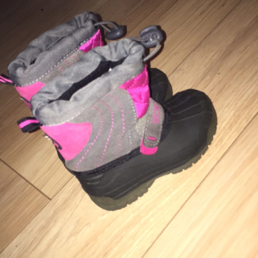 Toddler snow boots